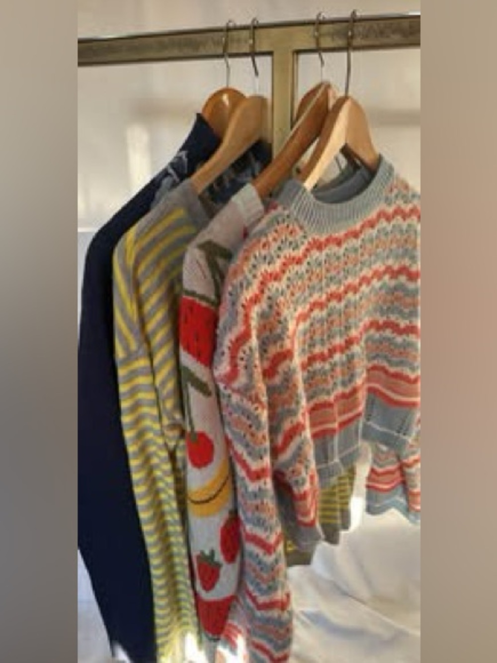 Sweater Bundle size XS-S - Women’s.